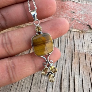 Colgante de Piedra Ojo de Tigre para Mujer, Joyería de Plata Estilo Boho, Plata de Ley 925, Colgante Hecho a Mano de Moda, Regalo - Product Image 2