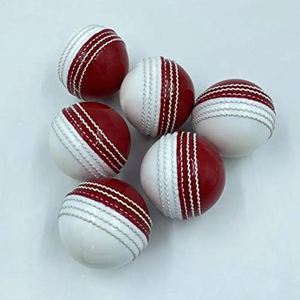 Suministro directo de fábrica Servicio OEM para ropa deportiva de cuero real bate de cricket y pelota Precio competitivo - Product Image 3