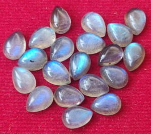 Cabochon poire labradorite naturelle 4x6mm-Labradorite de qualité supérieure en vrac - Product Image 3
