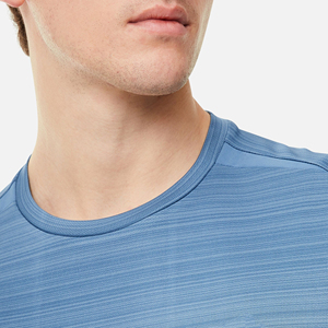 Meilleure vente de haute qualité sur mesure chemise d'entraînement pour hommes et court séchage rapide anti-rides chemise de gymnastique et court à prix réduit - Product Image 6