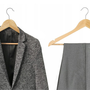 ไม้แขวนเสื้อ120ทำจากไม้พร้อมตะขอหมุน360 ° ไม้แขวนเสื้อพรีเมี่ยม - Product Image 3
