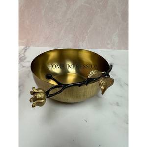 Vente en gros de couleur argentée finition brillante polie avec des fleurs Fournitures de bol de service de base à l'aspect fantaisiste unique de concepteur - Product Image 2