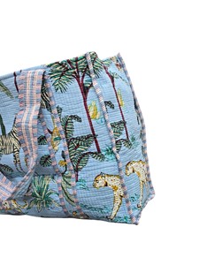 Sac à main traditionnel pour femme, fait à la main, en coton imprimé à la main, matelassé, 100% coton, design élégant - Product Image 2