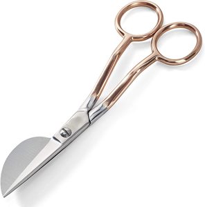 Tijeras de pico de pato con mango dorado de 4.5 pulgadas, ergonómicas, curvadas, offset, sostenibles, para diestros, para el cuidado de cutículas - Product Image 1