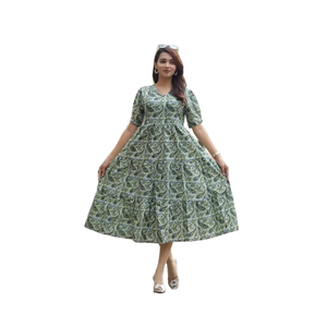 Robe mi-longue en coton faite à la main, écologique, respirante, pour l'hiver, motif uni, vêtements décontractés pour femmes, création de designer - Product Image 1