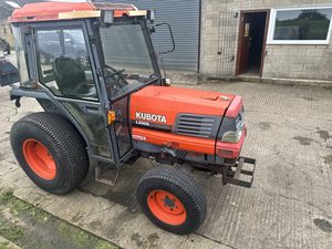 MEJOR PRECIO Tractor Kubota L330 Potente y Compacto para Agricultura Moderna - Product Image 3