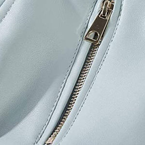 2025 chaqueta de cuero de oveja Real para mujer estilo motocicleta OEM fábrica personalizada directa desde Pakistán característica transpirable - Product Image 6