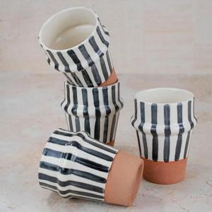 Tajine marocain authentique fait main en céramique, pot de cuisson traditionnel pour four et cuisinière, résistant à la chaleur, écologique pour cuisines - Product Image 1