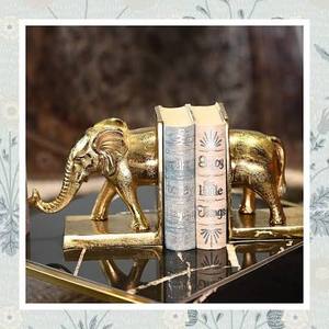 Sujetalibros de Aluminio con Acabado Dorado, Diseño Moderno Personalizable, Escultura Metálica Artesanal para Decoración del Hogar - Product Image 1