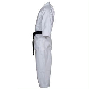 Meilleures ventes en gros Uniforme de karaté Hommes Femmes Combinaisons d'arts martiaux professionnelles Unisexe Combinaison de combat en coton avec logo personnalisé - Product Image 6