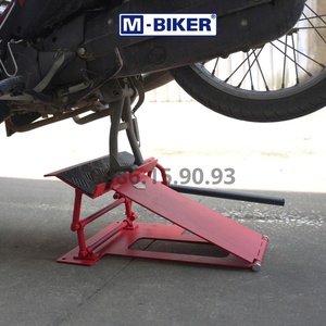 Rampes et supports de lavage pour moto Ben M-Biker : Solution pratique de levage et de lavage - Product Image 4