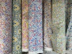 Rouleaux de textiles japonais de mode nuptiale pour hommes, femmes et enfants personnalisés OEM Hexagonal Ripstop Twill pour vêtements de nuit Organic Sheer - Product Image 3