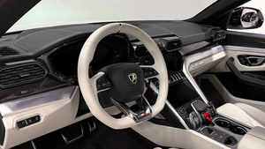 Urus 2021 impecablemente limpio - Product Image 3