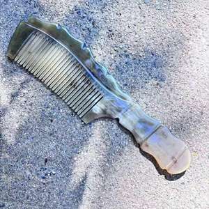 Peigne en corne de buffle HF Industries à prix économique, manche en acier et nylon, artisanat de haute qualité, imitation antique pour salon et maison - Product Image 5