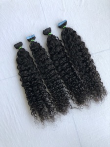 Meilleure vente Temples de vison brut brésilien Kinky Curly Tape cheveux non transformés vierge cuticule alignée en gros directement de l'Inde - Product Image 5