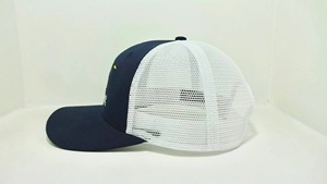 หมวกตาข่ายสีขาวแบบถักลายโลโก้ตามสั่งขนาดกลางของ2D ชุดใส่กลางแจ้งสำหรับผู้ใหญ่ผลิตโดยผู้จำหน่าย injae Vina - Product Image 3