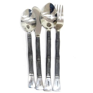 Ensemble de couverts de luxe en acier inoxydable, poignée en acier inoxydable doré, extrémité incurvée, fait à la main, ensemble de couverts individuels royal en acier inoxydable - Product Image 4