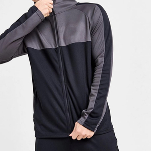 Conjunto de chándal deportivo de invierno para hombre Diseño personalizado con logotipo Tamaño adulto Cuello con capucha Patrón sólido Último estilo de cremallera - Product Image 3