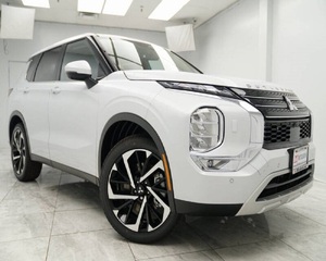 Mitsubishi Outlander SE AWD 4dr SUV 2024 Seminuevo - Listo para Enviar - Product Image 1