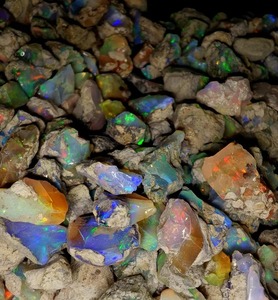 Lot de pierres précieuses brutes d'opale de feu Welo de qualité supérieure, taille ovale du Rajasthan, 3-12 carats, 5000 carats au total, pour la fabrication de bijoux et les créations originales - Product Image 2