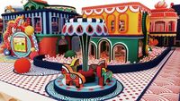 Projet de parc de jeux intérieur de la marque Yideli, très rentable, conception commerciale personnalisée avec des matériaux plastiques, espace de divertissement