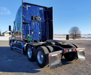 รถบรรทุก FREIGHTLINERS CASCADIA 125 มือสองแบบมีเตียงนอน พร้อมส่ง - Product Image 2