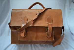 กระเป๋าเอกสารหนังแท้สไตล์วินเทจพร้อมลวดลายเรขาคณิต - Product Image 4