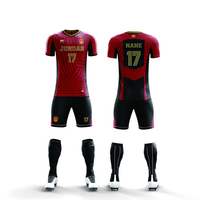 Ensemble de survêtements de football personnalisés en gros, imprimés par sublimation, respirants, de haute qualité, 100 % polyester