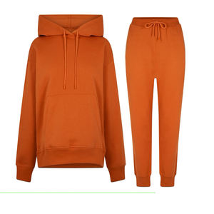 Ensemble de survêtement pour femme personnalisé par le fabricant, coupe ajustée, sweat-shirt à fermeture éclair, pantalon de survêtement ample à jambes larges, gris décontracté pour l'hiver - Product Image 1