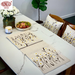 Venta al por mayor de manteles multicolores con bordado de animales florales para la decoración del hogar elegante para mejorar el diseño de interiores - Product Image 4