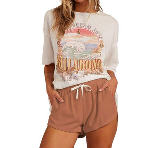 กางเกงขาสั้นลำลองผู้หญิง พร้อมเชือกผูกเอวและระบาย แต่งโลโก้ตามสั่ง ผ้าฝ้าย 100% คุณภาพสูง - Product Image 1