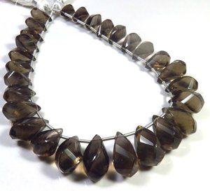 Cuentas de Cuarzo Ahumado Marrón Natural, Hilo de 9 Pulgadas, 28 Piezas, 10-16mm, Corte Facetado, Forma de Lágrima Retorcida, Cuentas de Briolette para DIY - Product Image 1
