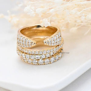 แหวนเพชรโมอิสทรงกลมตัดสีทองแบบเรียบวงแหวนพลอยเข้าคู่สีทอง - Product Image 4