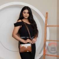 Tas tangan kulit sapi asli tas selempang Crossbody tas gaya penjualan laris desain baru tas selempang bahu untuk wanita