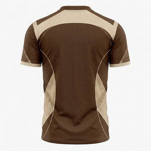 T-shirt de tennis performant conçu avec des matériaux respirants, offrant un confort flexible et une qualité durable pour toutes les saisons. - Product Image 2