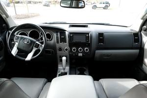 Toyota Sequoia Limited 4x4 2016 Usada en Excelentes Condiciones - Product Image 4