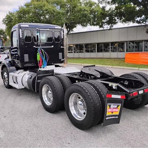 Camion tracteur industriel robuste 2022, 579, d'occasion, OEM, 455 CV, 52000 lb MGV, garantie 3 ans, logistique de fret commercial - Product Image 1