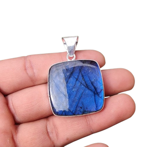 Labradorite Gemstone Pendentif Bijoux Pour Femmes Argent Style Boho Bijoux Argent Sterling 925 Tendance Pendentif Fait Main Cadeau Pour - Product Image 1