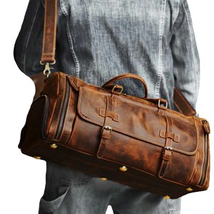 Personnalisable véritable végétalien Crocodile imprimé PU cuir Weekender sac polochon hommes décontracté voyage pliable fermeture éclair sac polochon - Product Image 5