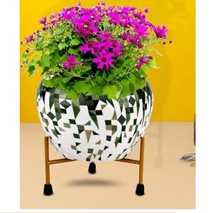 Jardinière en métal pour la décoration de la maison et du jardin, décoration de banquet d'hôtel, style unique, pot de fleurs en métal émaillé - Product Image 1