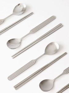 Juego de cubiertos de acero inoxidable Chapado en plata Vajilla elegante para cenas finas y eventos especiales - Product Image 2