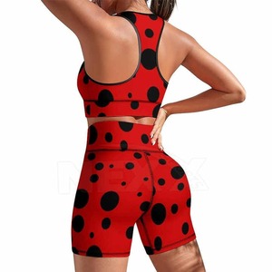 ชุดโยคะพร้อมกางเกงขาสั้นไร้รอยต่อชุดออกกำลังกายเล่นกีฬาน้ำหนักเบามีความยืดหยุ่นระบายอากาศได้ดีมีสไตล์ - Product Image 2