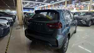 X3 Pro Gris 2025 Hecho en China, Autos Usados X3 Pro en Venta, Motor de Gasolina, Versión Internacional X3 Pro - Product Image 4