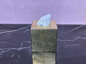 Boîte de papier de soie en laiton pour exportateur indien avec sculptures complexes, parfaite pour les intérieurs élégants, disponible à un prix abordable - Product Image 5