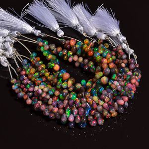 Cuentas de ópalo Lágrima de ópalo Cuentas lisas Negro etíope Welo Ópalo de fuego Briolettes Multi Fuego Ópalo negro Fabricación de joyas Cuentas de piedra - Product Image 2