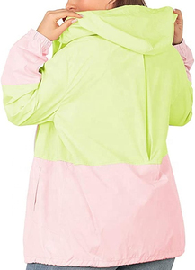 Veste coupe-vent imperméable de grande taille Veste et manteaux pour femmes avec capuche en deux tons Logo au design personnalisé Différentes couleurs - Product Image 4