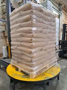 Briquettes de granulés de bois de pin, diamètre 8 mm, densité 600-800 kg/m³, longueur 20-30 mm, teneur en cendres 2 %, humidité 10 %, pour système de chauffage, en sac - Product Image 4