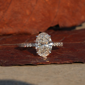 1,7 Ct Oval Cut Lab Grown Diamond Halo Anillo de compromiso Oro CVD Diamante Regalo de aniversario para sus anillos de diamantes - Product Image 1