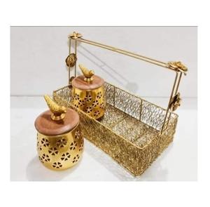 Tarro decorativo de frutas secas con acabado dorado para regalos de negocios para el hogar y el hotel y artesanías de decoración Diwali hechas de metal duradero - Product Image 1