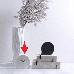 Reloj de mesa de diseñador exquisito, moderno, artístico, de lujo, acento en el hogar, atemporal, elegante, declaración, reloj único - Product Image 4